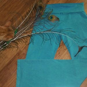 Turquoise blue yoga pants